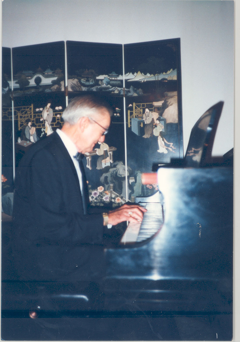 Richard at Piano
